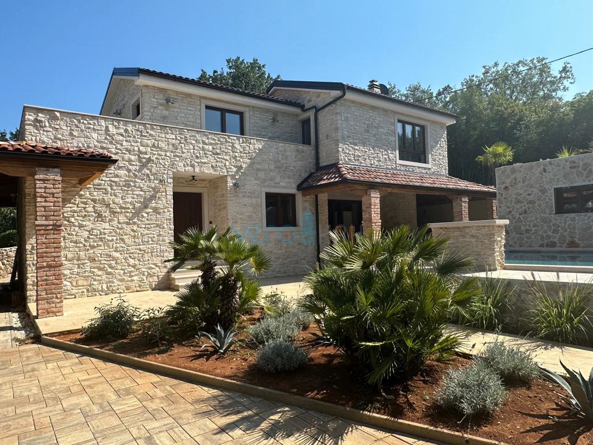 Zaliv Soline, okolica, Moderna kamnita vila z bazenom, 200 m2, prodamo