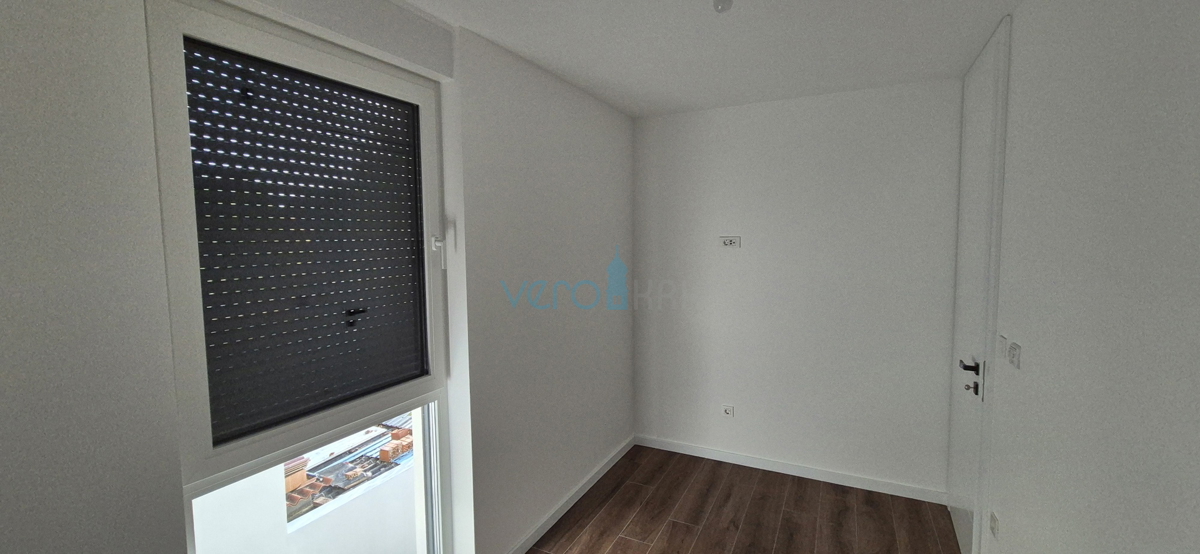 Otok Krk, Omišalj, stanovanje v prvem nadstropju z razgledom na morje, zemljišče, 170 m od morja, prodaja