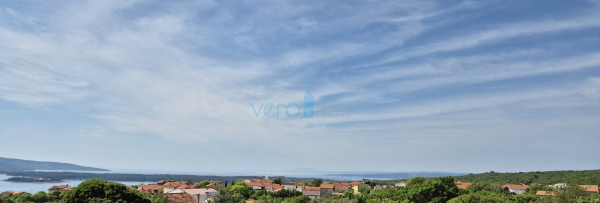 Otok Krk, mesto Krk, okolica, vila 200 m2, bazen, odprt razgled, prodaja