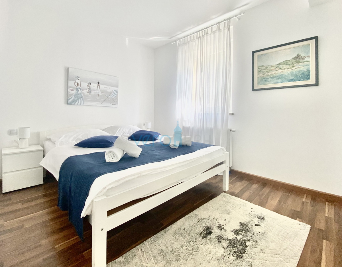 Omišalj, Samostojna vila na intimni lokaciji z odprtim pogledom na morje in okolico, prodamo