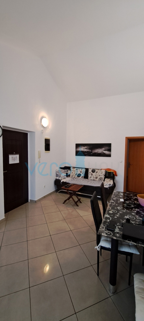 Uvala Soline, otok Krk, dvosobno stanovanje s pogledom, prodaja