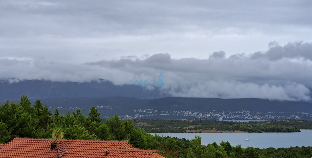 Uvala Soline, otok Krk, dvosobno stanovanje s pogledom, prodaja
