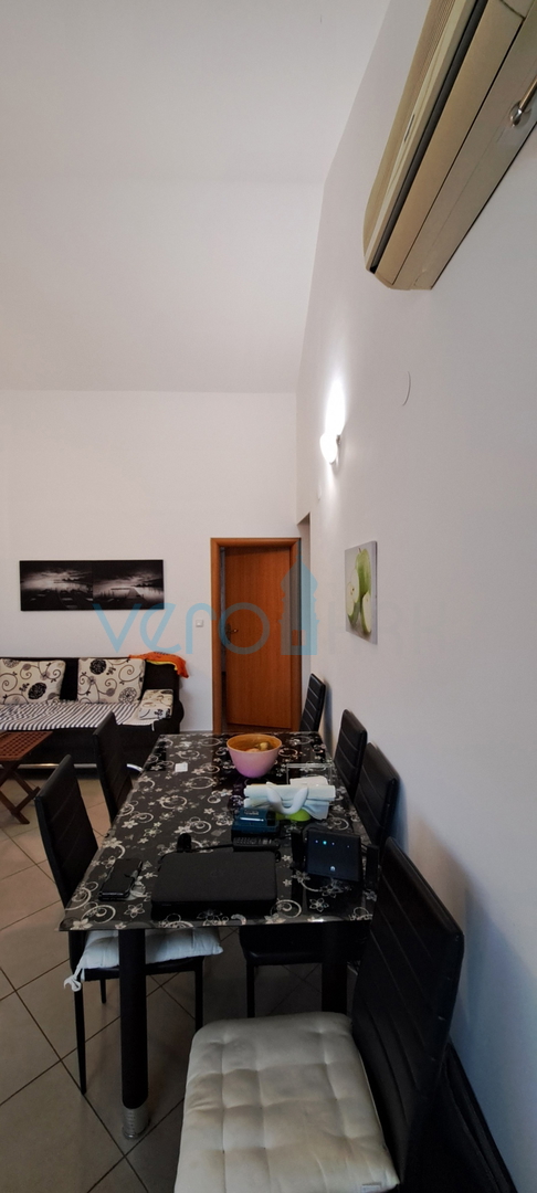 Uvala Soline, otok Krk, dvosobno stanovanje s pogledom, prodaja