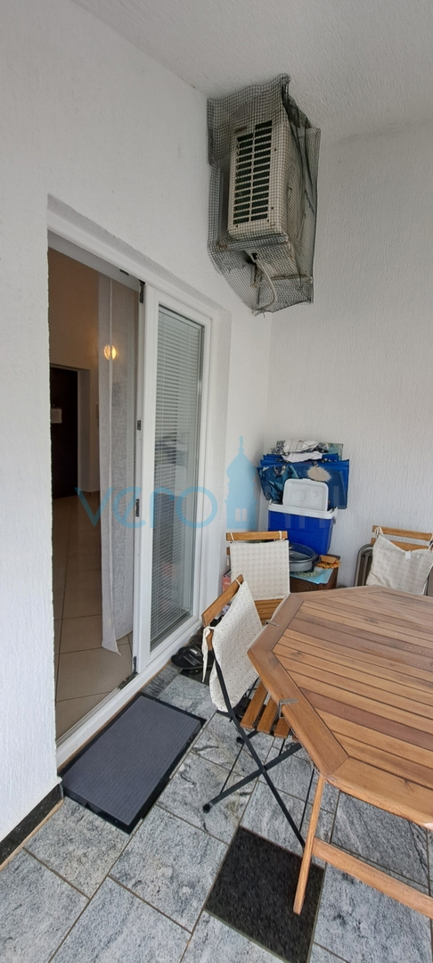 Uvala Soline, otok Krk, dvosobno stanovanje s pogledom, prodaja