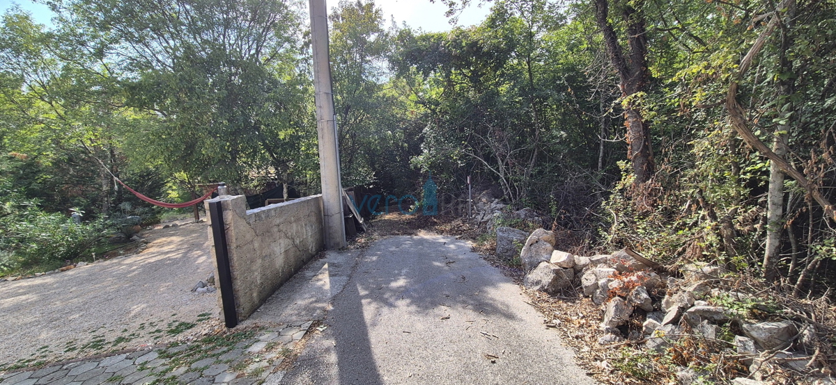 Otok Krk, Dobrinj, okolica, montažna samostojna hiša z vrtom
