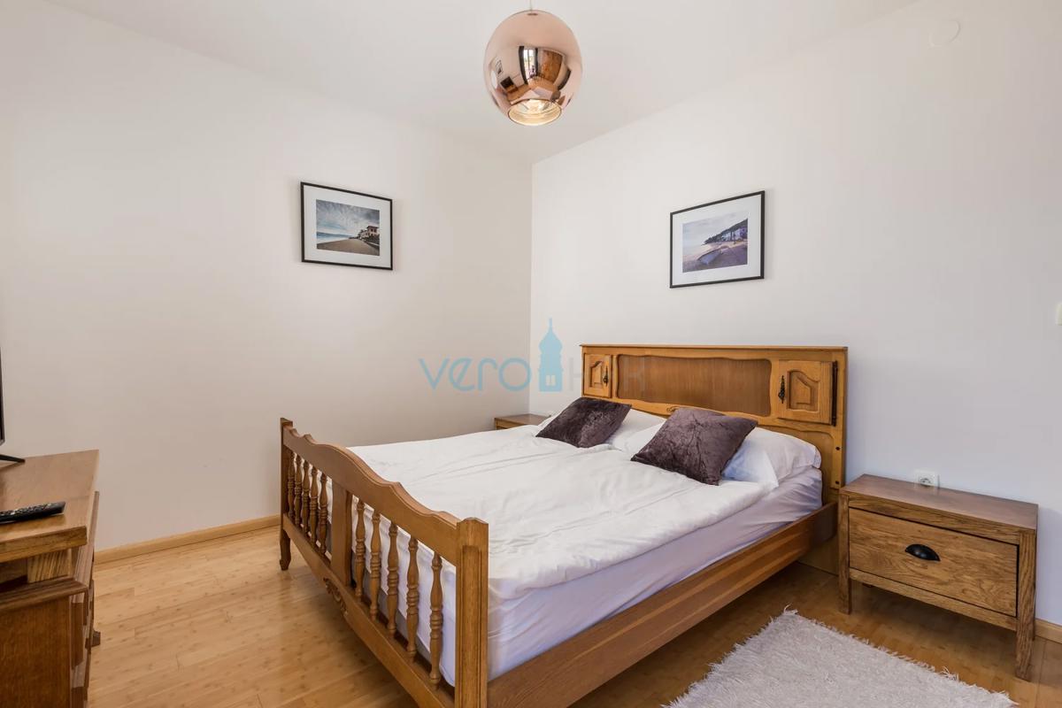 Opatija, okolica, udobna počitniška hiša s čudovitim pogledom na morje, prodaja