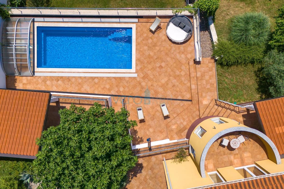 Opatija, okolica, udobna počitniška hiša s čudovitim pogledom na morje, prodaja