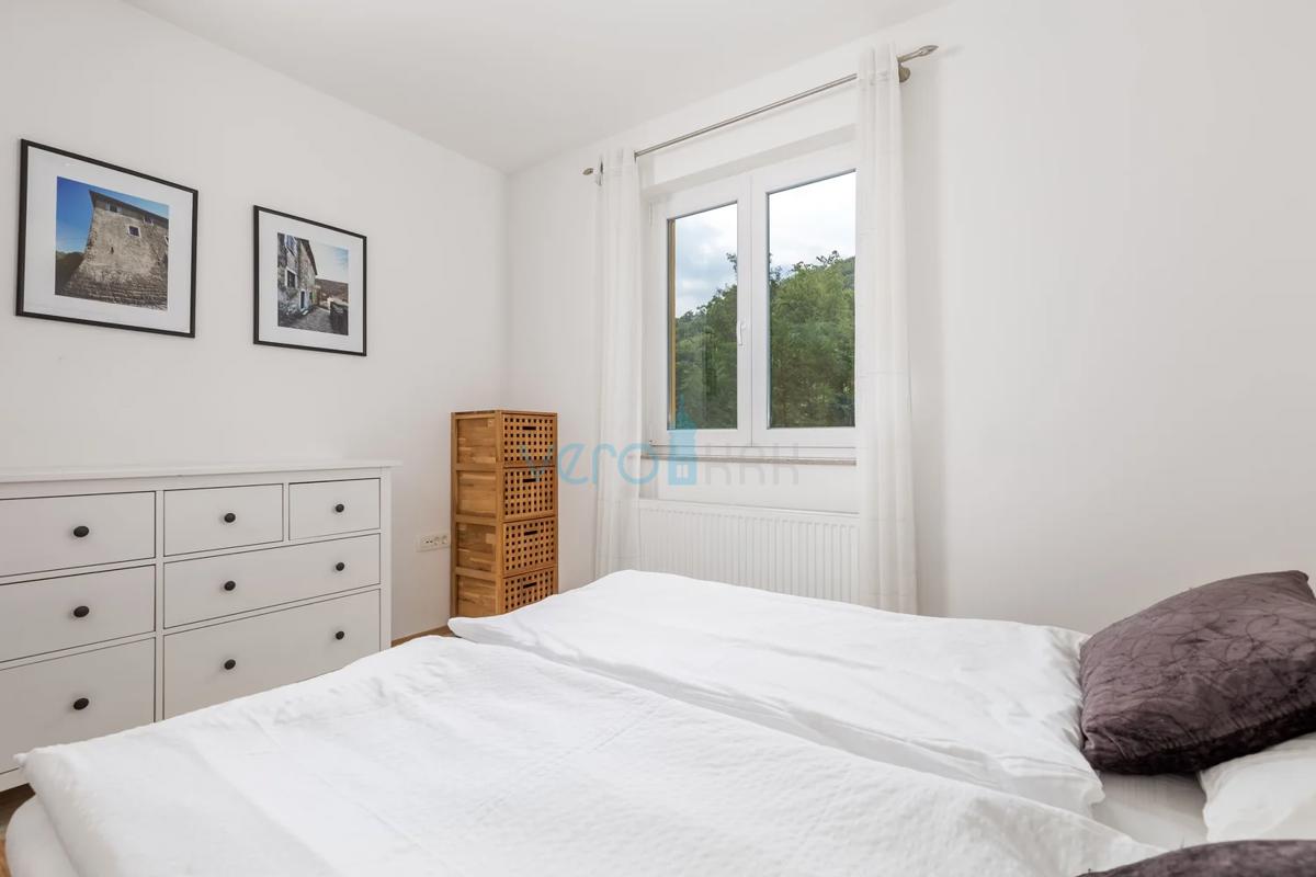 Opatija, okolica, udobna počitniška hiša s čudovitim pogledom na morje, prodaja