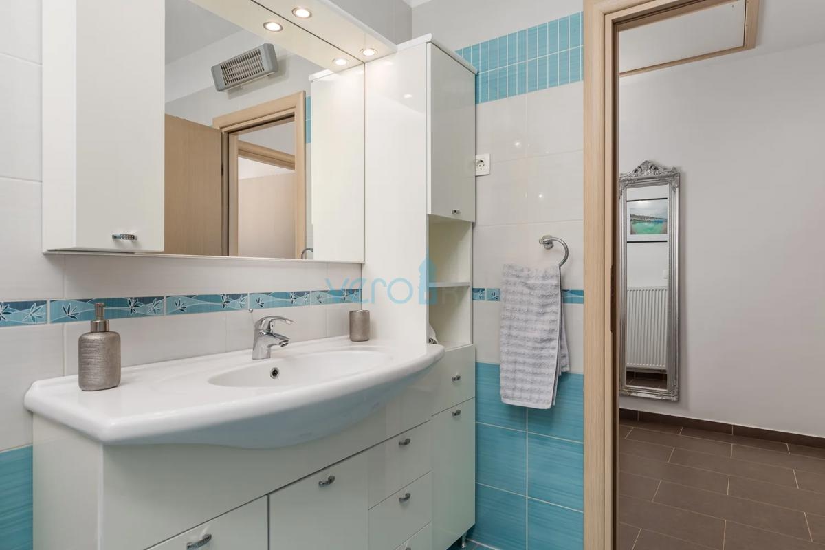 Opatija, okolica, udobna počitniška hiša s čudovitim pogledom na morje, prodaja