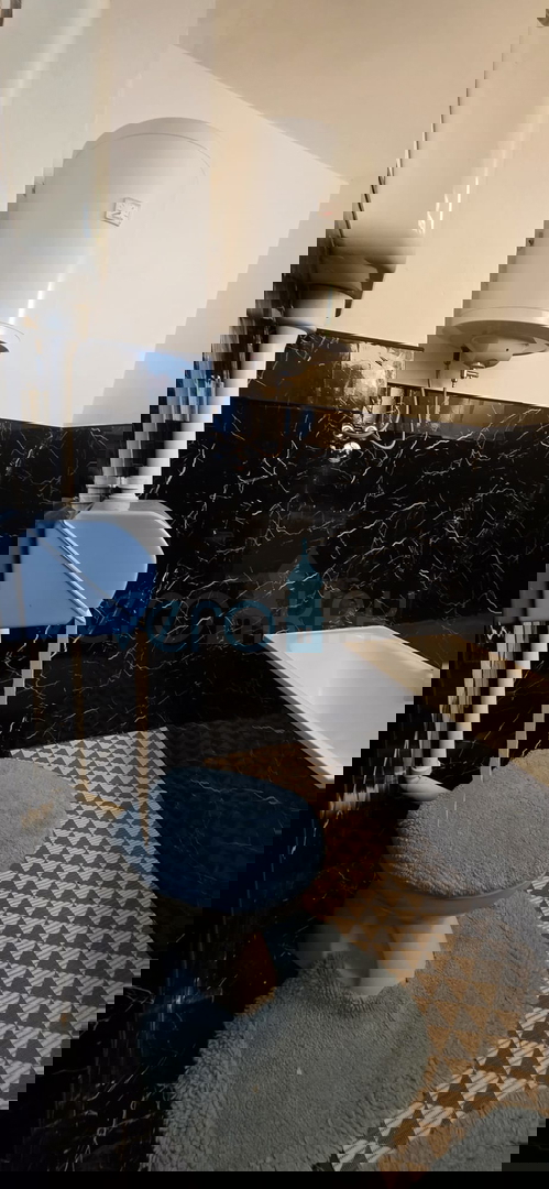 Gorski kotar, Vrbovsko, samostojna hiša s 3 stanovanji, vrt, prodaja