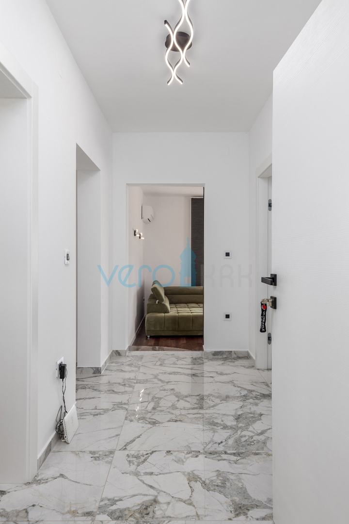 Rijeka, zahod, samostojna vila na parceli 1500 m2, prodaja