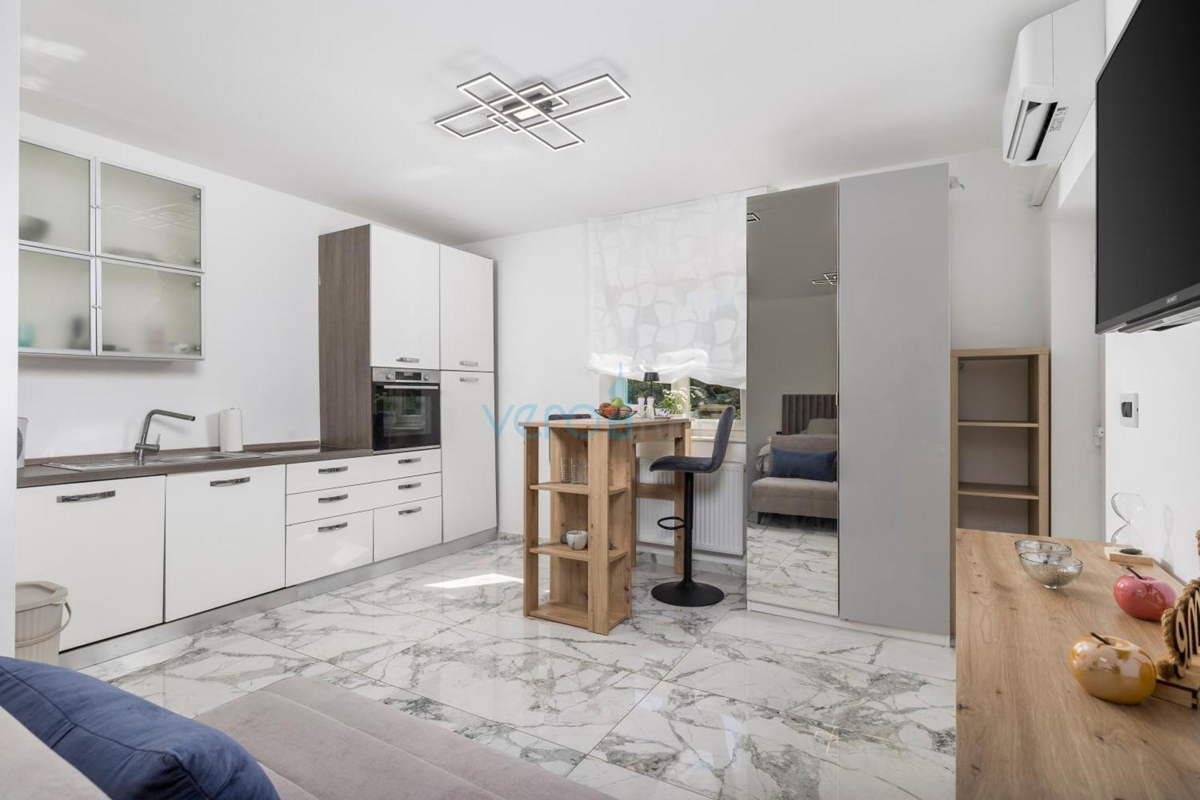 Rijeka, zahod, samostojna vila na parceli 1500 m2, prodaja