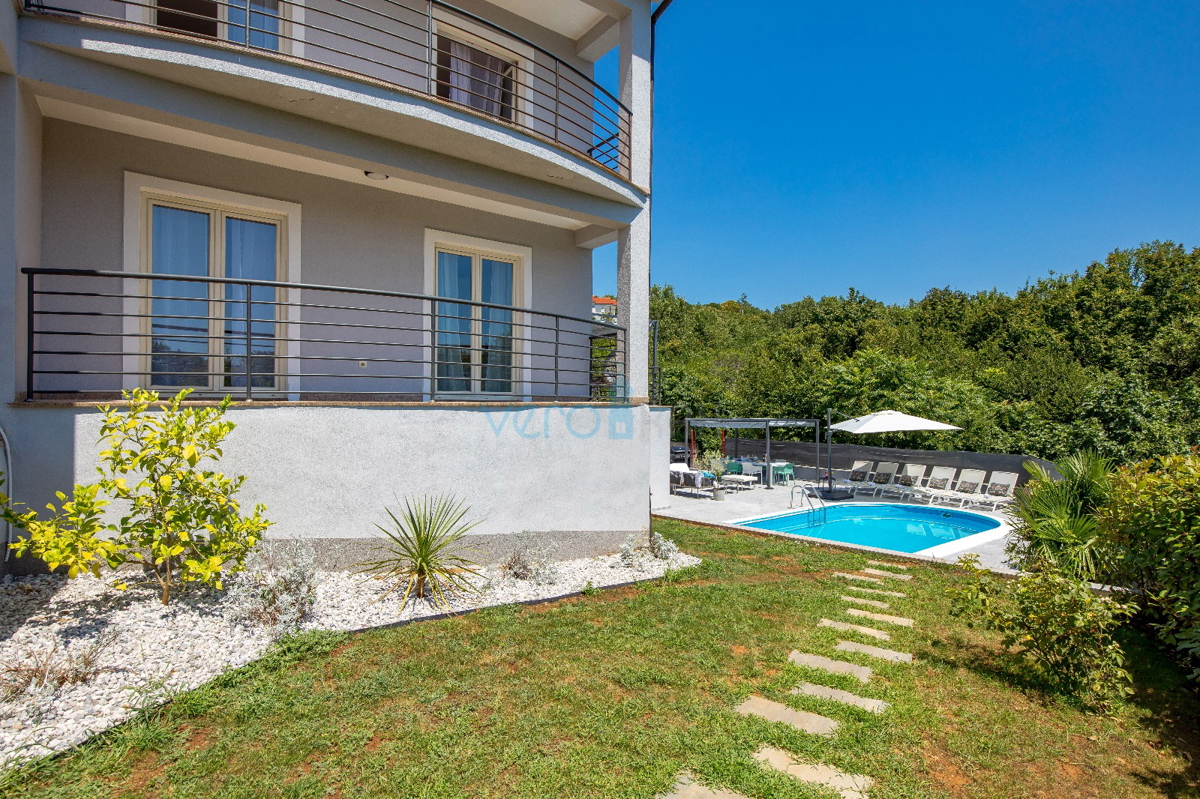 Rijeka, zahod, samostojna vila na parceli 1500 m2, prodaja