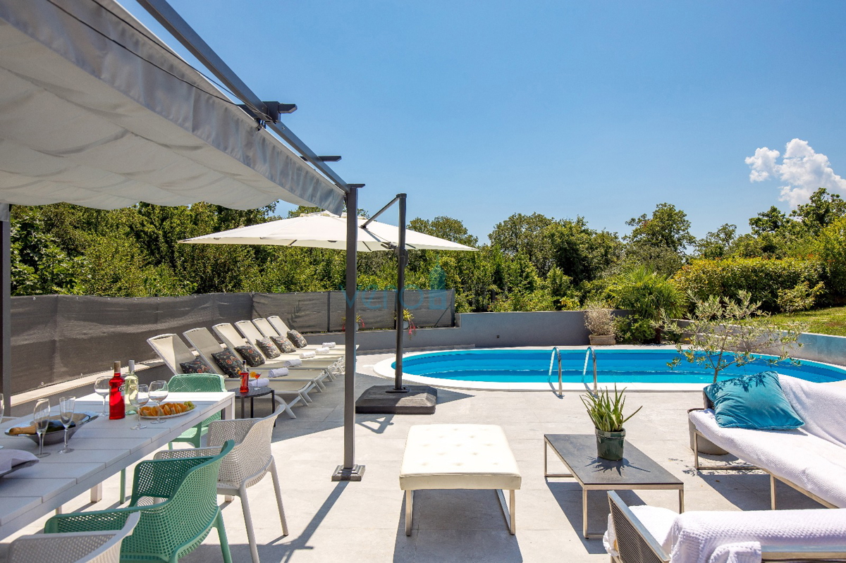 Rijeka, zahod, samostojna vila na parceli 1500 m2, prodaja