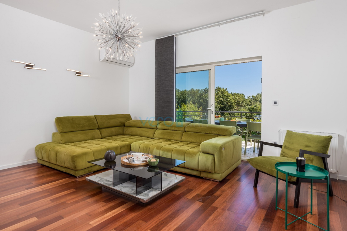 Rijeka, zahod, samostojna vila na parceli 1500 m2, prodaja