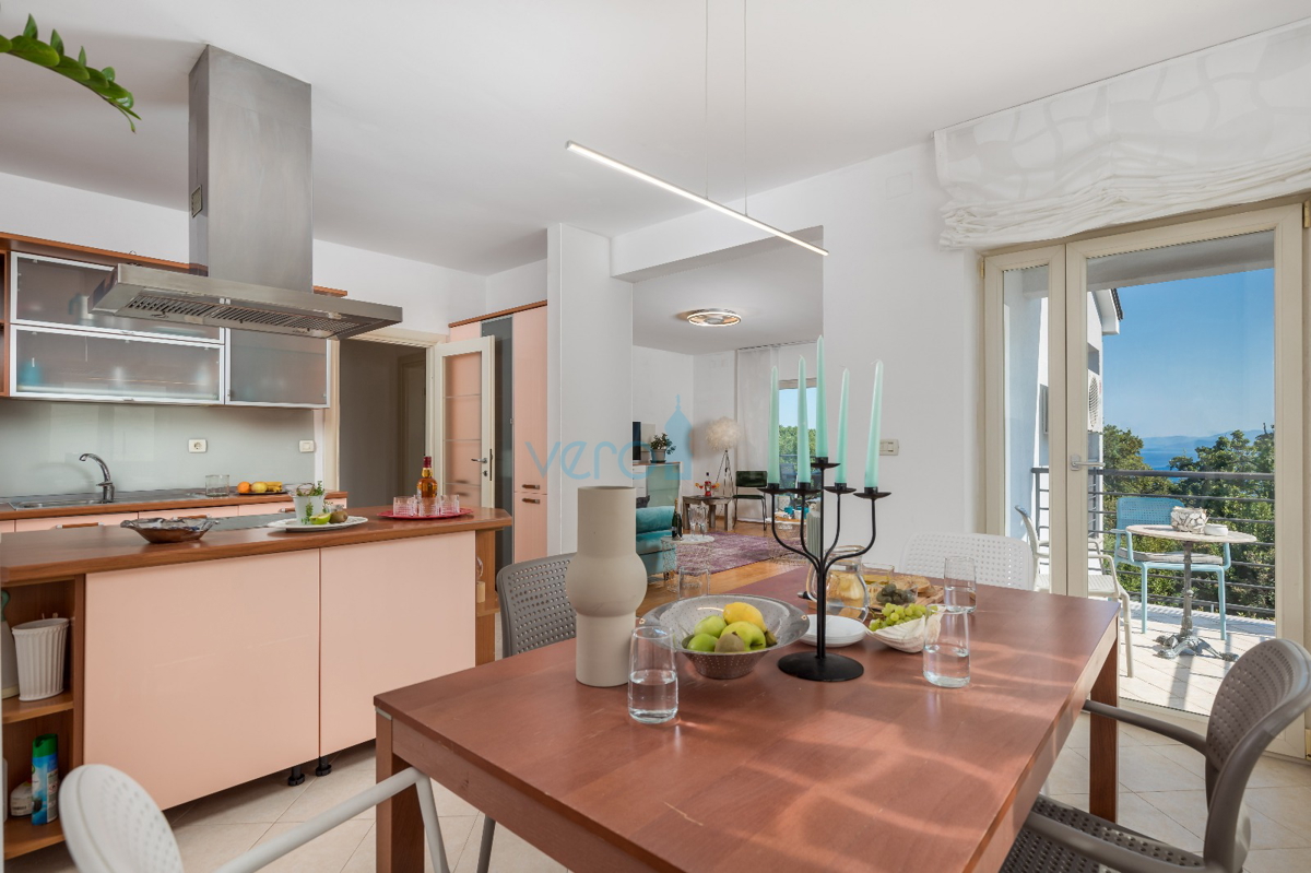 Rijeka, zahod, samostojna vila na parceli 1500 m2, prodaja