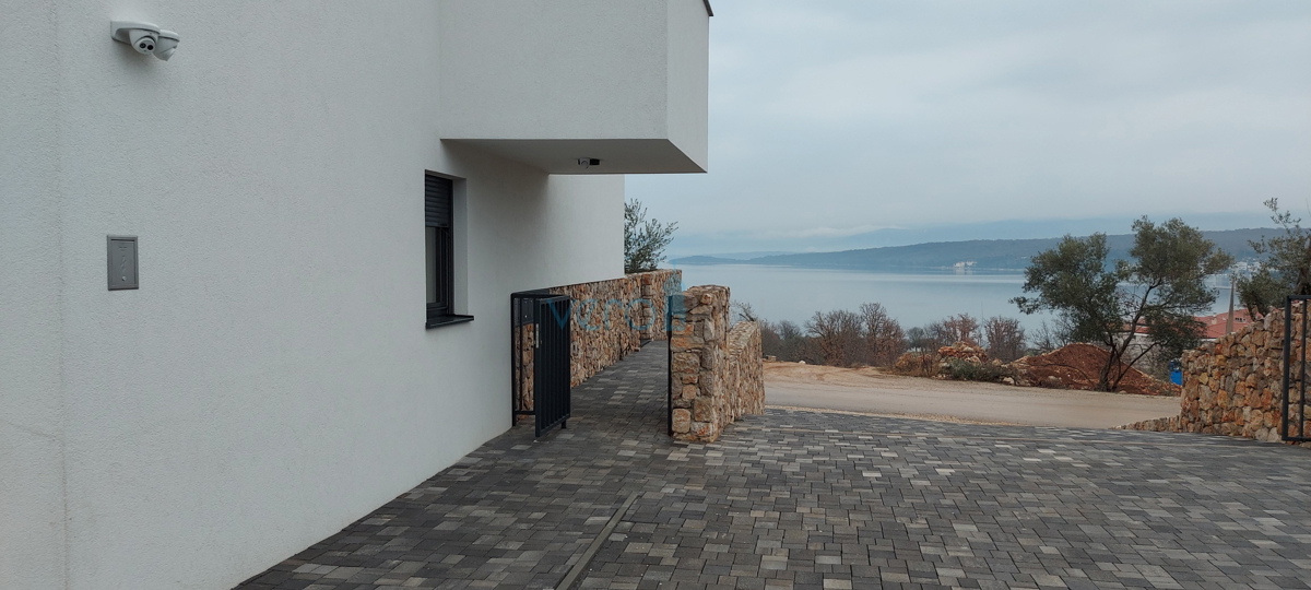 Malinska, okolica, vrhunski penthouse s prekrasnim panoramskim pogledom na morje
