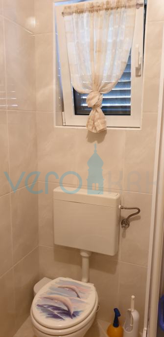 Malinska, stanovanje 52 m2 v nadstropju s pogledom na morje