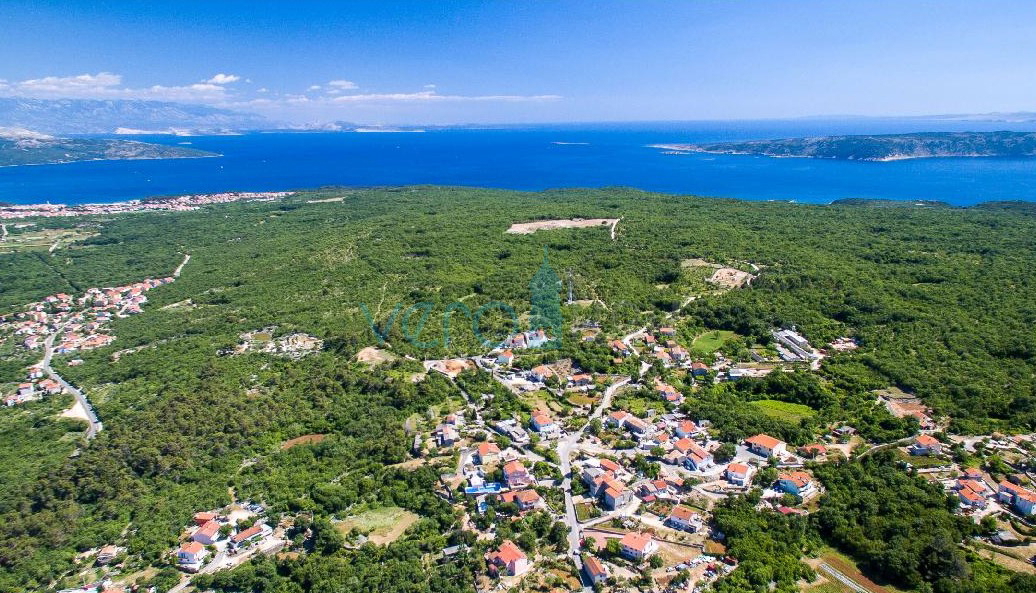 Otok Krk, Grad Krk, okolica, kmetijsko zemljišče 33.000 m2, prodaja