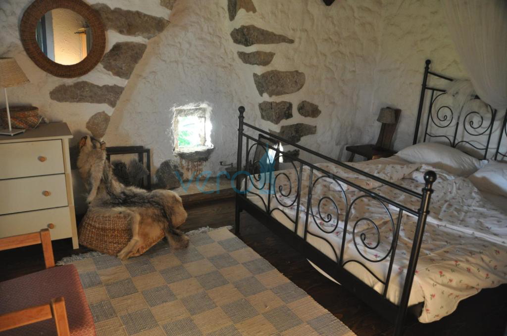 Dobrinj, okolica, samostojna kamnita hiša z bazenom in vrtom
