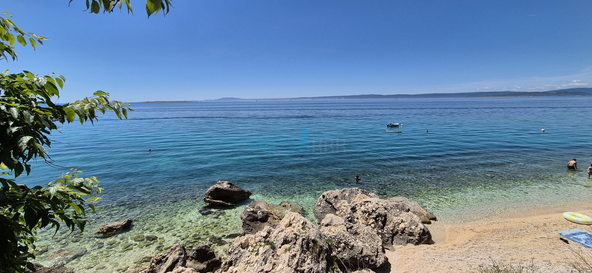 Otok Krk, Stara Baška, kamnita hiša, samostojna, 60 m do morja, parkirišče, razgled, prodaja