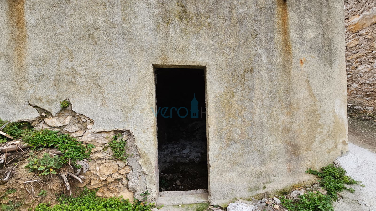 Otok Krk, Stara Baška, kamnita hiša, samostojna, 60 m do morja, pogled, parkirišče, prodaja