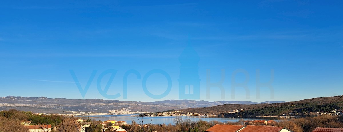 Zaliv Soline, otok Krk, novogradnja, dvosobni apartma v prvem nadstropju, pogled na morje, prodamo