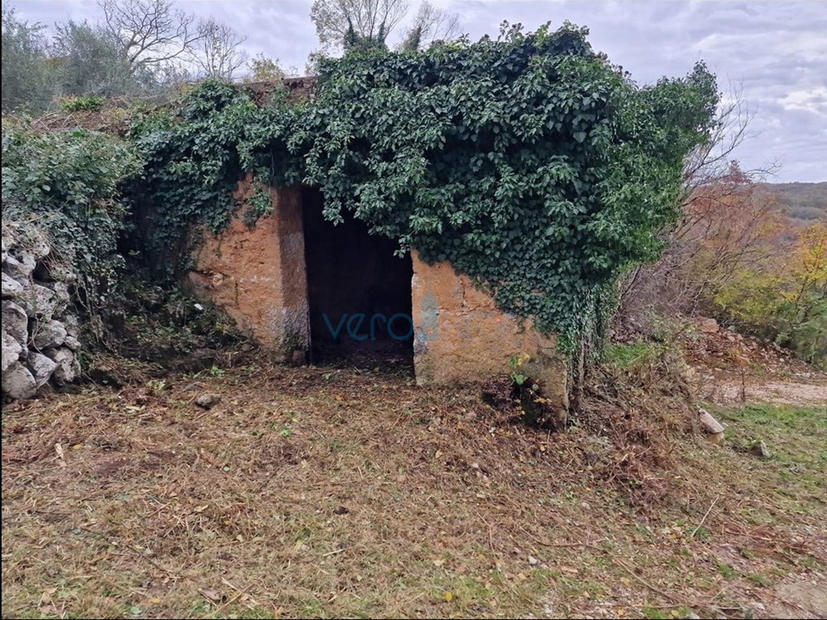 Otok Krk, Dobrinj, Samostojna hiša 41m2 z vrtom in panoramskim pogledom, prodamo
