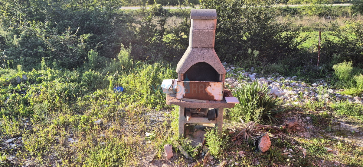 Omišalj, otok Krk, kmetijsko zemljišče 878 m2, prodaja