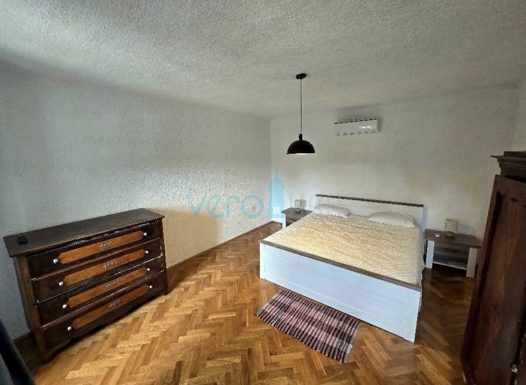 Crikvenica, Grižane, samostojna kamnita hiša, vrt, prodaja