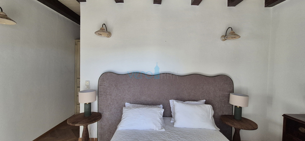 Istra, okolica Poreča, Tinjan, avtentična kamnita vila na izjemni lokaciji, prodaja