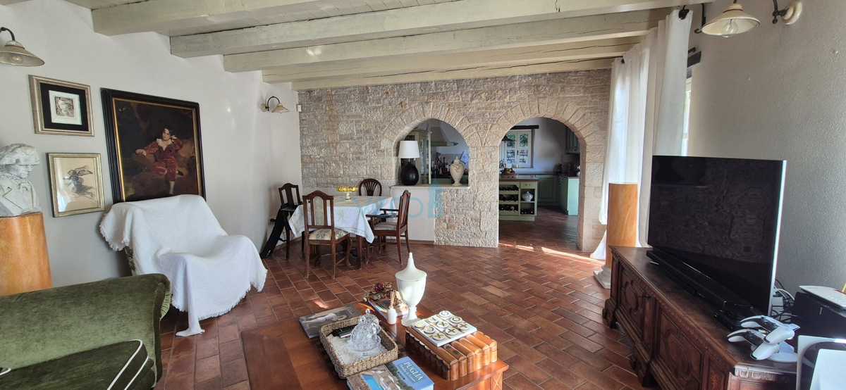 Istra, okolica Poreča, Tinjan, avtentična kamnita vila na izjemni lokaciji, prodaja