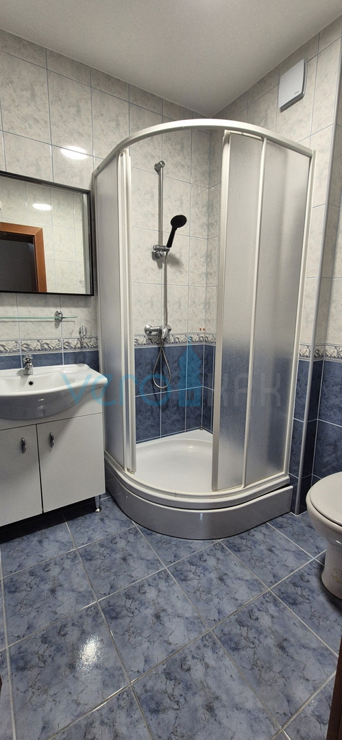 Mesto Krk, otok Krk, dvosobno stanovanje v 2. nadstropju, pogled na morje, prodaja