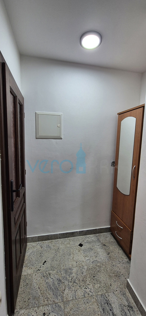 Mesto Krk, otok Krk, dvosobno stanovanje v 2. nadstropju, pogled na morje, prodaja