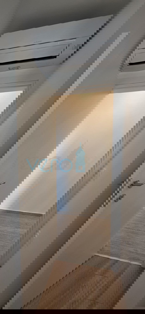 Istra, Novigrad, stanovanje 92 m2, 1. nadstropje, novogradnja, 2 terasi, pogled na morje, prodaja