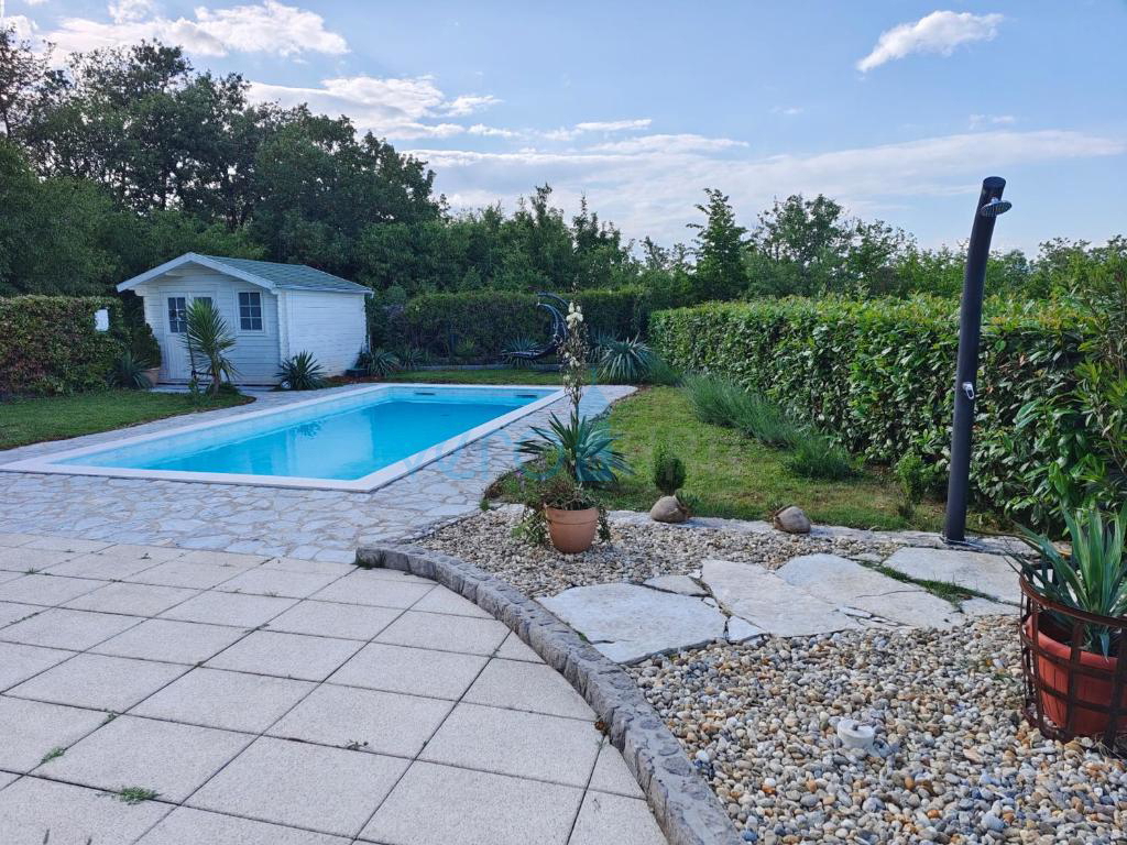 Otok Krk, Šilo, okolica, samostojna družinska hiša, vrt, bazen, pogled na morje, naprodaj