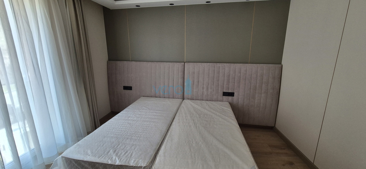 Crikvenica, hotel s 30 apartmaji, restavracija, wellness, bazen, prodaja