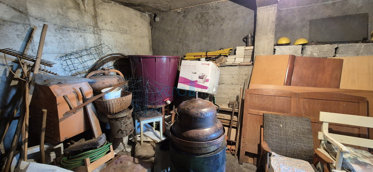 Bakar, Hreljin - dvojna kamnita hiša, pogled na morje, zemljišče z vrtom 821 m2 + zazidljivo zemljišče 876 m2, prodaja