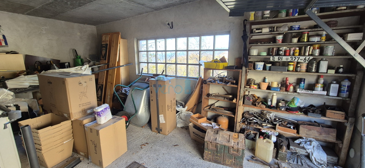 Bakar, Hreljin - dvojna kamnita hiša, pogled na morje, zemljišče z vrtom 821 m2 + zazidljivo zemljišče 876 m2, prodaja