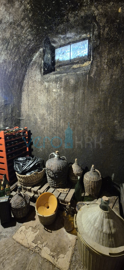 Bakar, Hreljin - dvojna kamnita hiša, pogled na morje, zemljišče z vrtom 821 m2 + zazidljivo zemljišče 876 m2, prodaja