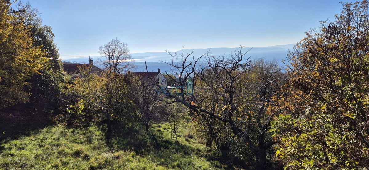 Bakar, Hreljin - dvojna kamnita hiša, pogled na morje, zemljišče z vrtom 821 m2 + zazidljivo zemljišče 876 m2, prodaja