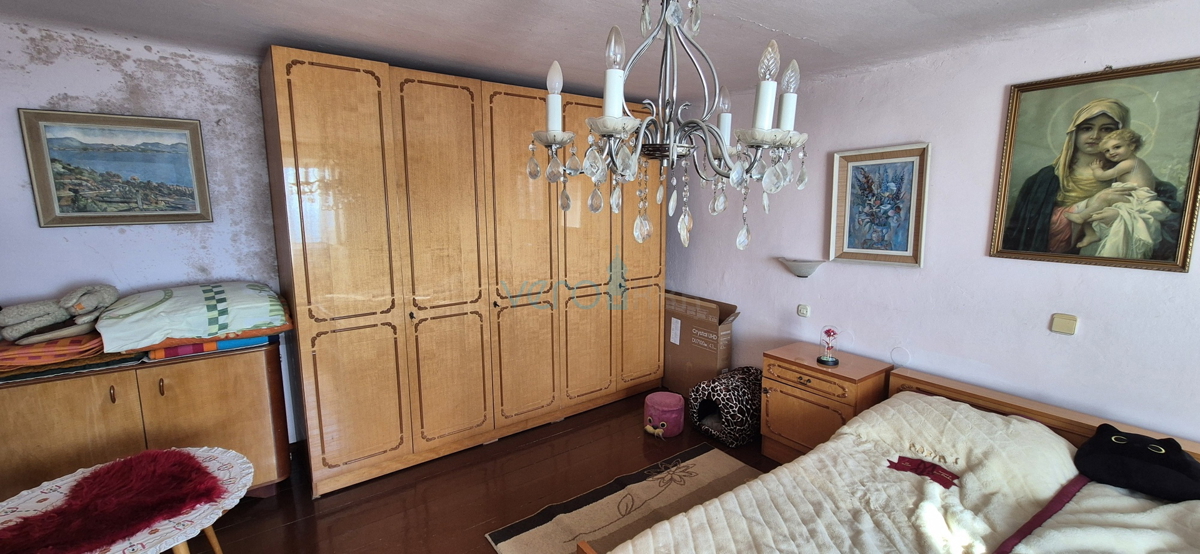 Bakar, Hreljin - dvojna kamnita hiša, pogled na morje, zemljišče z vrtom 821 m2 + zazidljivo zemljišče 876 m2, prodaja