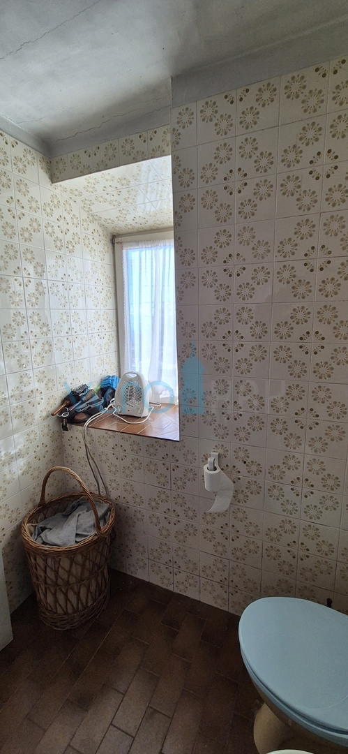 Bakar, Hreljin - dvojna kamnita hiša, pogled na morje, zemljišče z vrtom 821 m2 + zazidljivo zemljišče 876 m2, prodaja