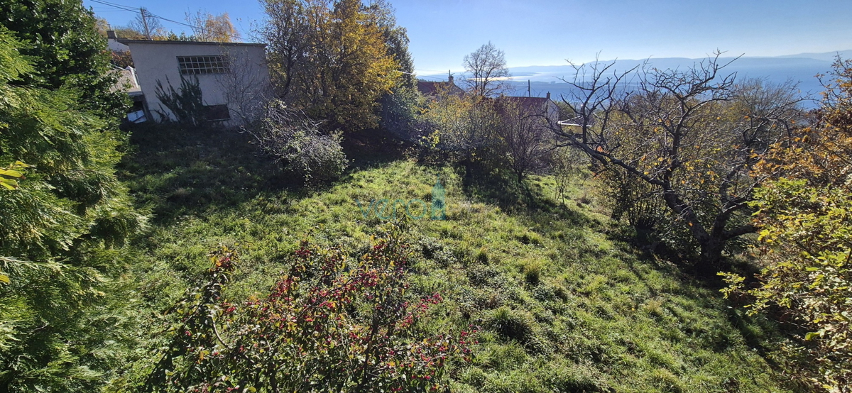 Bakar, Hreljin - dvojna kamnita hiša, pogled na morje, zemljišče z vrtom 821 m2 + zazidljivo zemljišče 876 m2, prodaja