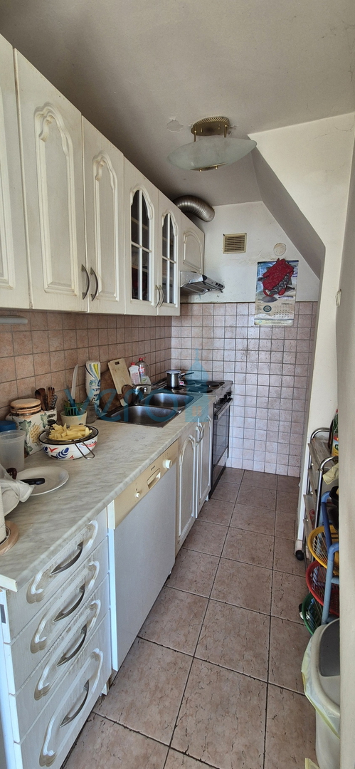 Bakar, Hreljin - dvojna kamnita hiša, pogled na morje, zemljišče z vrtom 821 m2 + zazidljivo zemljišče 876 m2, prodaja