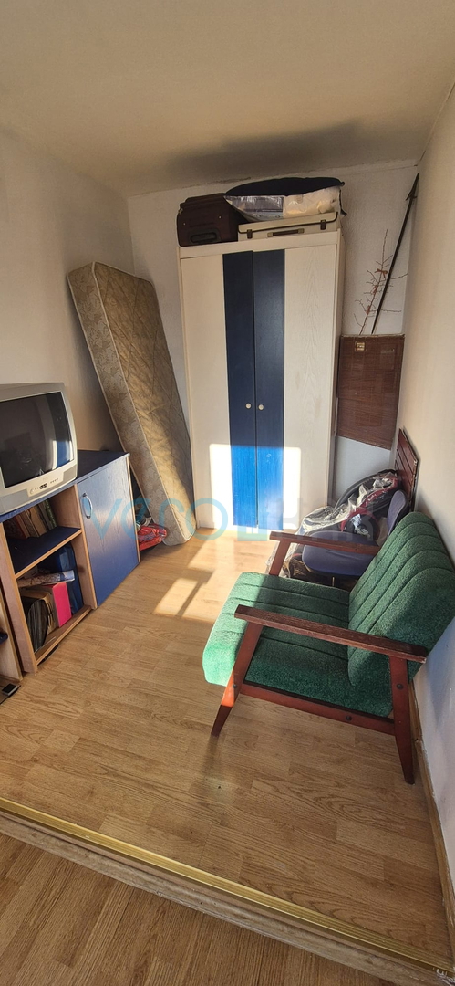 Bakar, Hreljin, samostojna hiša z dvema stanovanji, zemljiščem in pogledom na morje, prodaja