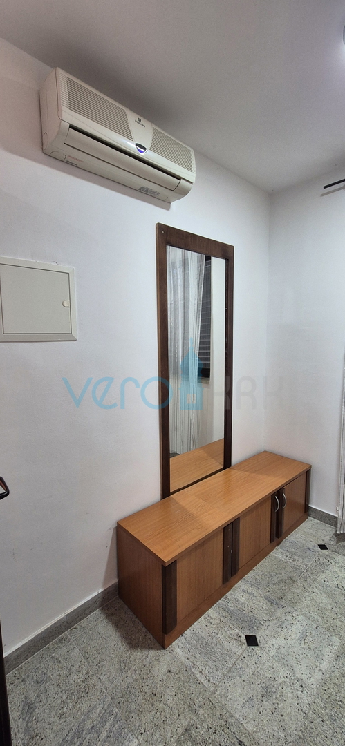 Mesto Krk, otok Krk, enosobno stanovanje v nadstropju z razgledom, prodaja