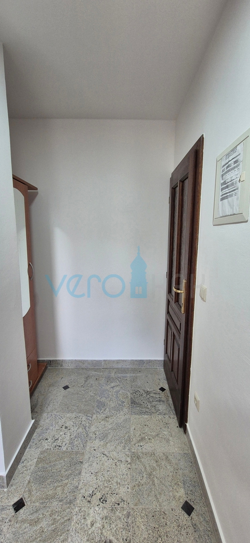 Mesto Krk, otok Krk, enosobno stanovanje z razgledom, najem
