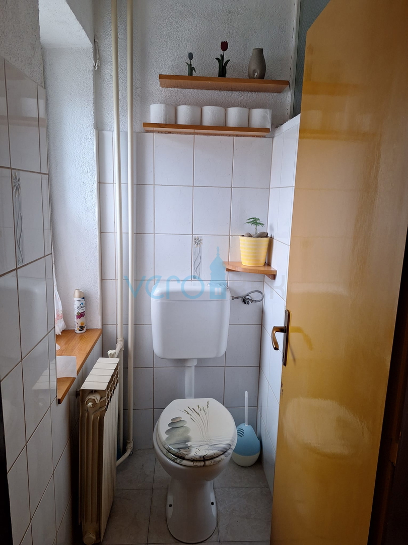 Gorski kotar, Fužine, center, vrstna hiša, terasa, vrt, prodaja