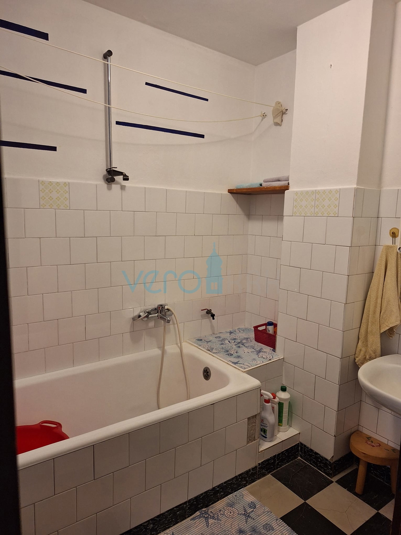 Gorski kotar, Fužine, center, vrstna hiša, terasa, vrt, prodaja